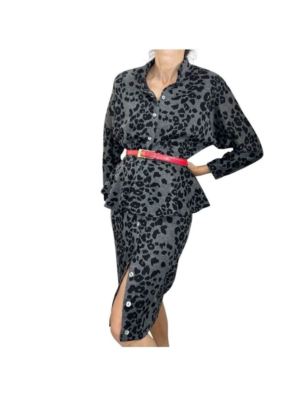 Vintage 80s 90s black grey animal print batwing peplum skirt suit set 9